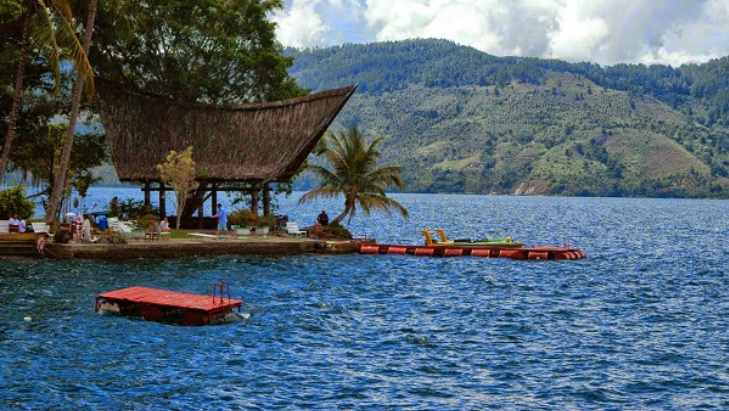 Pemerintah Minta Wisatawan Jaga Kebersihan di Danau Toba