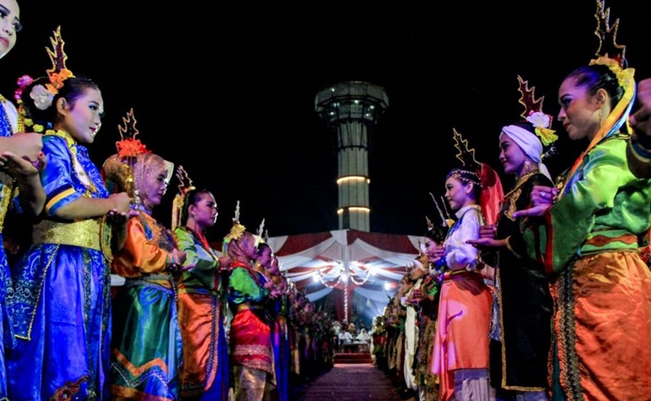 Penampilan tari kreasi