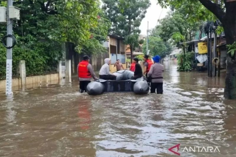 Banjir Jaksel Paling Parah, 73 RT Tergenang Pagi Ini. Tinggi Air di Pondok Pinang  1 Meter