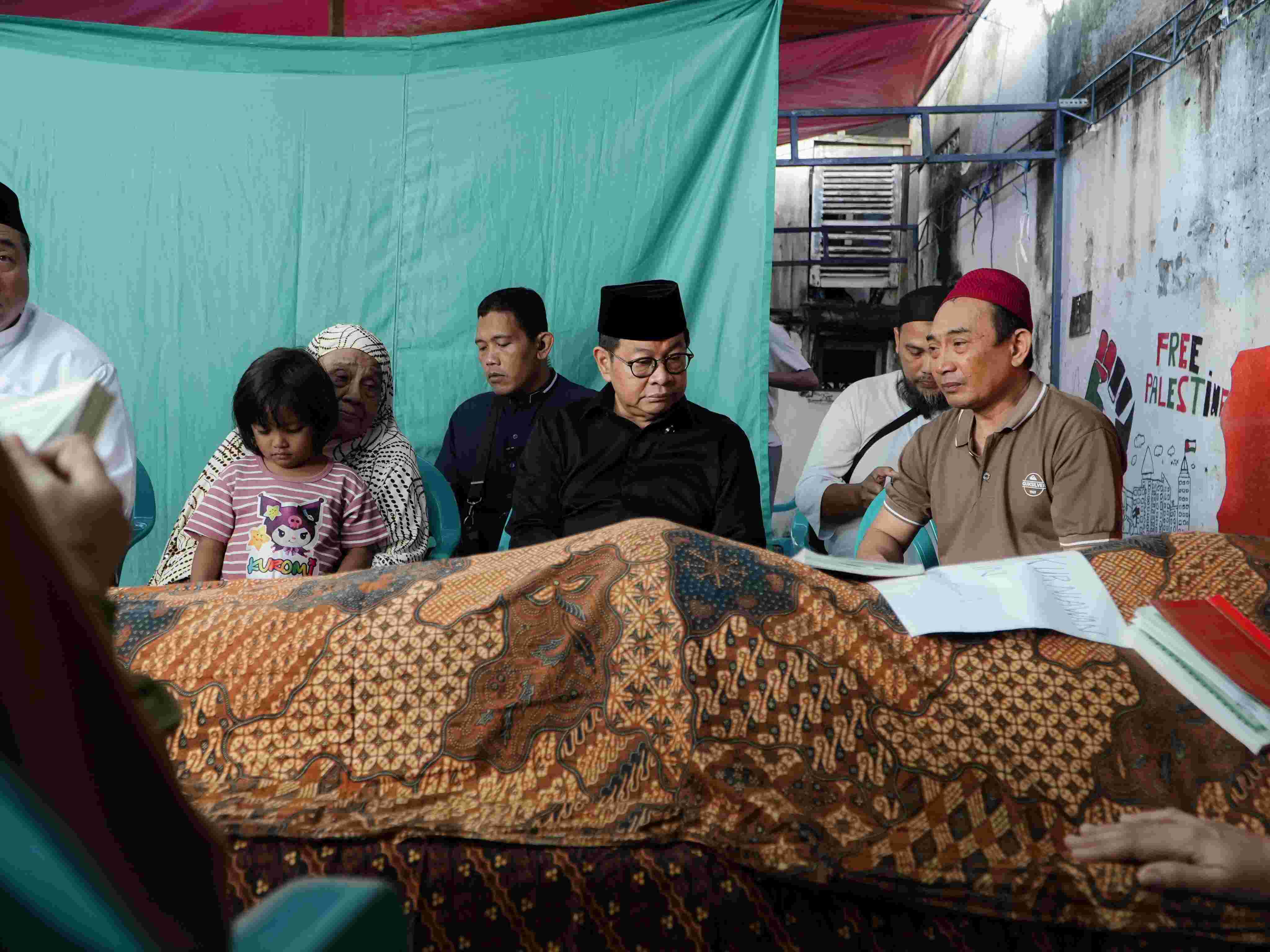 Adik Pengemudi Ojol Terlindas Rantis Brimob Affan Kurniawan Dipastikan Dapat Bantuan KJP