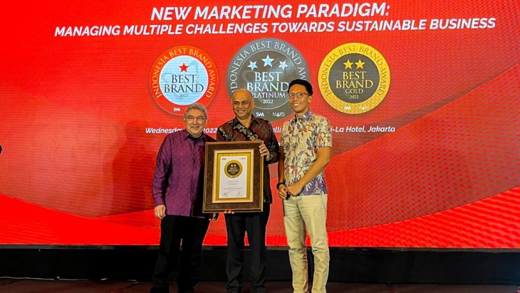 Federal Oil Dapat Gelar IBBA 2022 di Kategori Pelumas Motor Matic