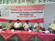  Relawan Jokowi-Ma'ruf Heningkan Cipta untuk Petugas Pemilu yang Gugur