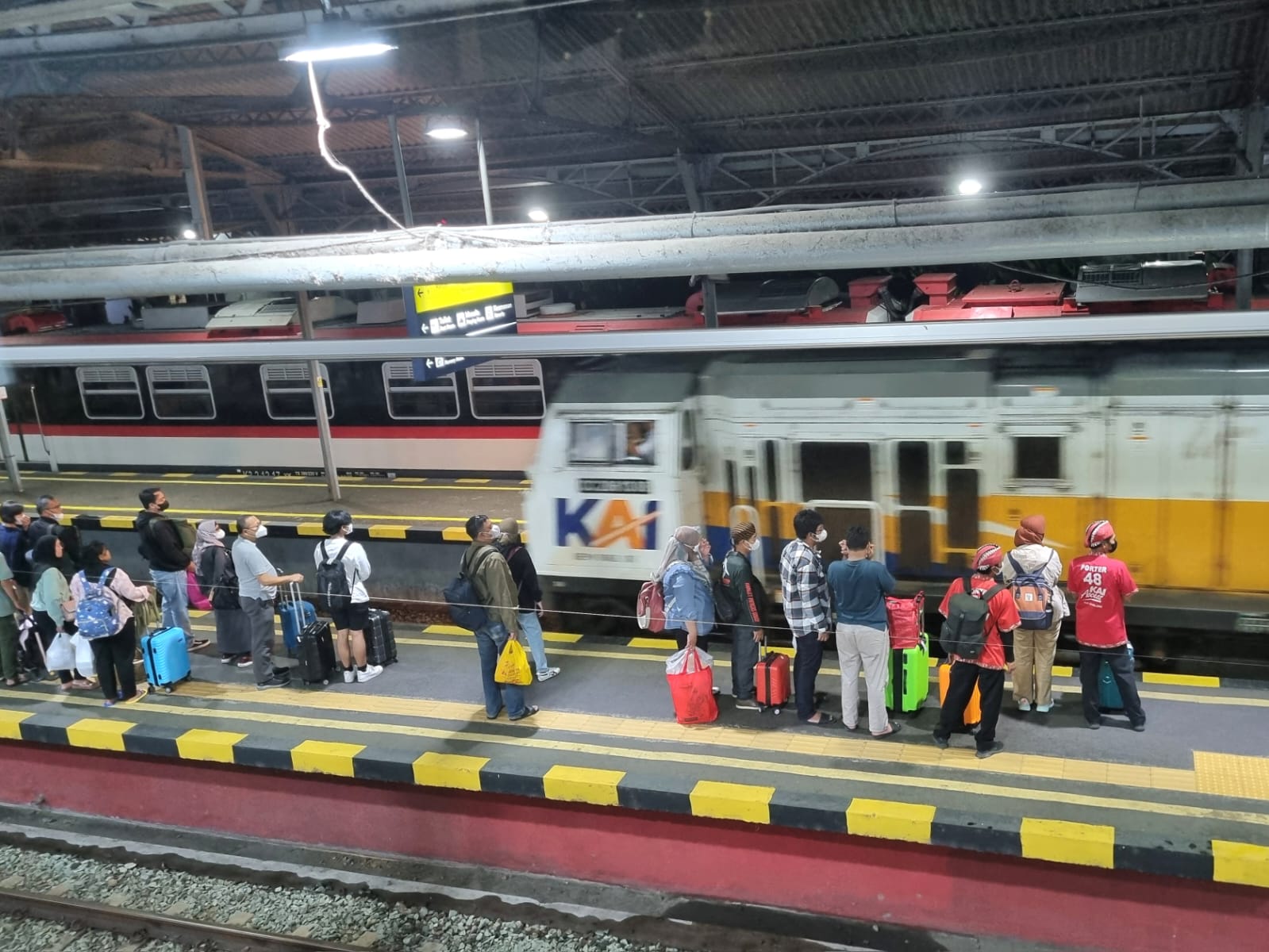 Masa Angkutan Lebaran 2023, KAI Daop 6 Layani 833.444 Penumpang