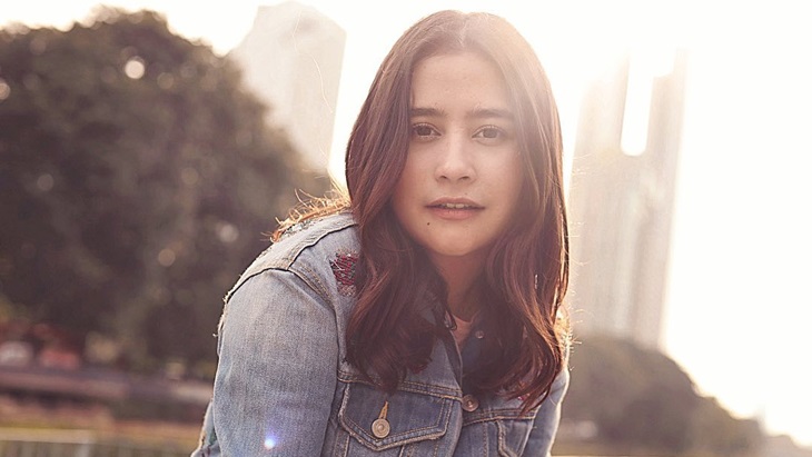 Tips Manajemen Waktu di Tengah Kesibukan Kuliah dan Syuting ala Prilly Latuconsina