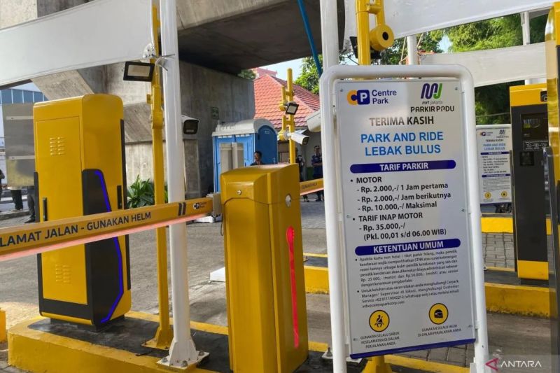 MRT Jakarta Perluas Park and Ride Lebak Bulus Hingga 2 Ribu Kendaraan, Cek Tarifnya!