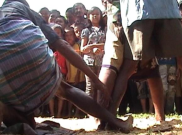 Adu Betis, Tradisi Masyarakat Sulawesi Selatan