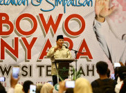 Dihadapan Warga Palu, Prabowo Singgung Kelakuan Pejabat yang Korupsi Bantuan Bencana 