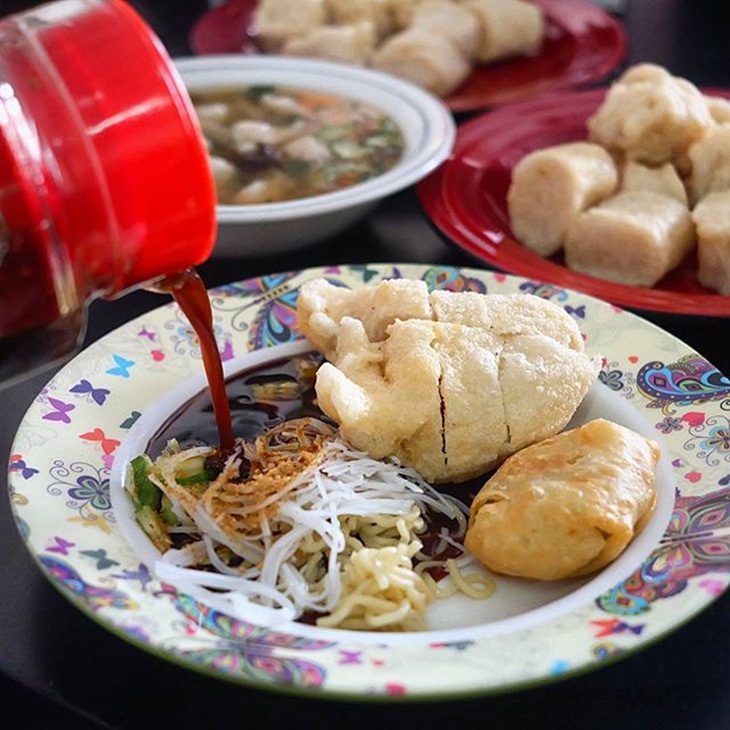 Pempek 123. (Foto: instagram.com/alejenes)