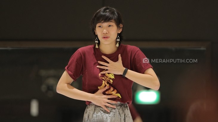 Angelenzy,  Waacking Dance Menebalkan Percaya Dirinya