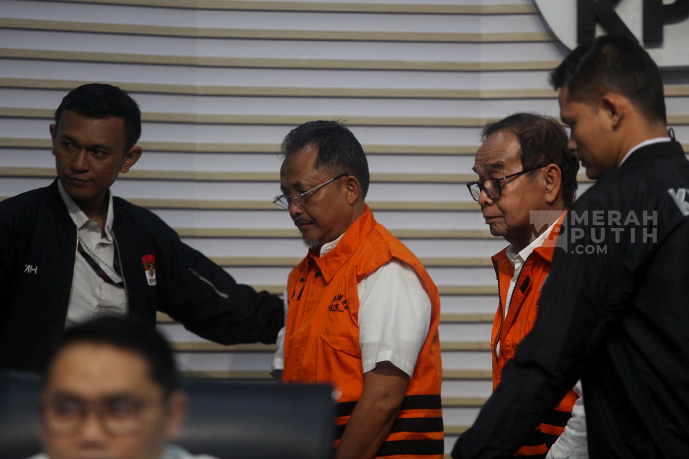 KPK Tahan Dua Tersangka Kasus Korupsi Pengadaan Lahan Jalan Tol Trans Sumatera