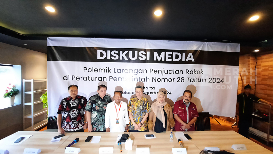 Asosiasi Pedagang Tolak Larangan Penjualan Rokok Eceran