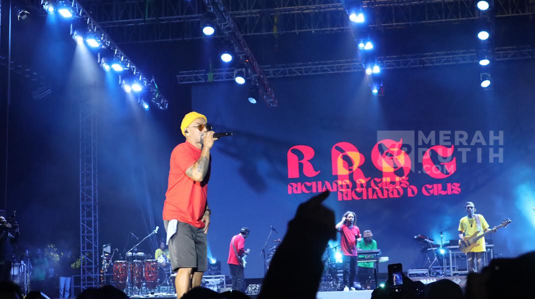 S2B Family dan Richard D' Gilis Buka Titik Tur Pertama 'Island Vibes Reggae Party'