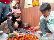 Blusukan di Pasar Induk Bondowoso, Atikoh Dicurhati Kenaikan Harga Bahan Pokok