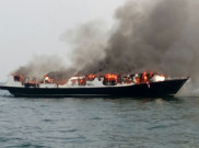 Kapal Pesiar Mewah Terbakar Dipicu Ledakan Tabung Elpiji