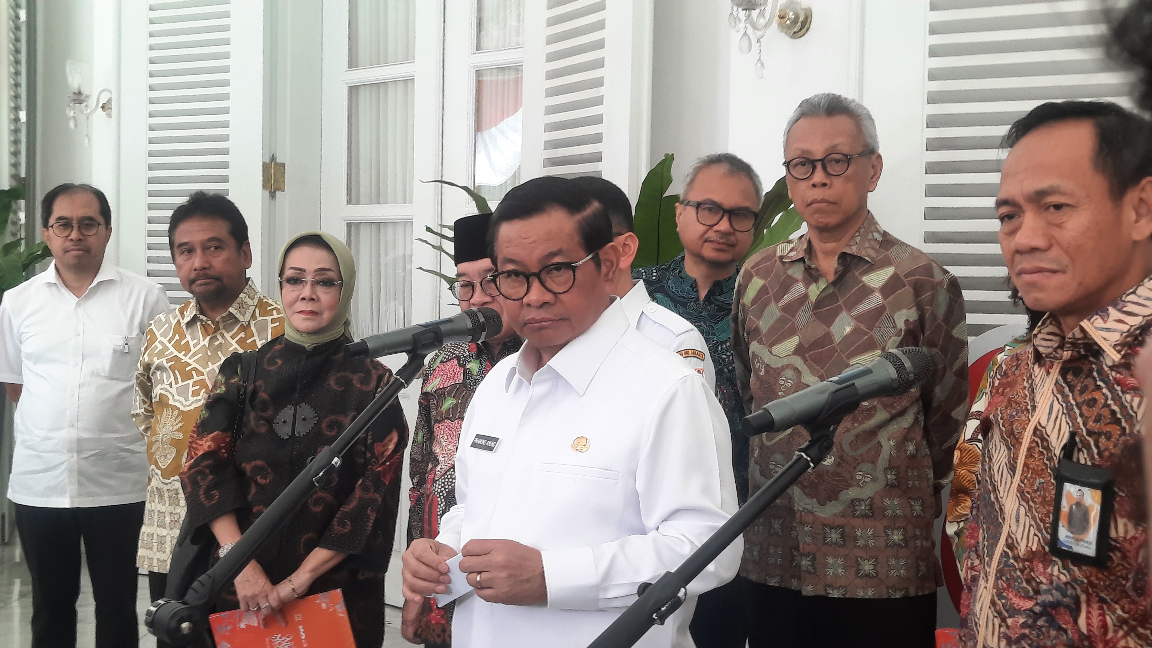 Atasi Kemacetan di Jalan TB Simatupang, Pramono Minta Exit Tol JORR Ditutup Sore Hari