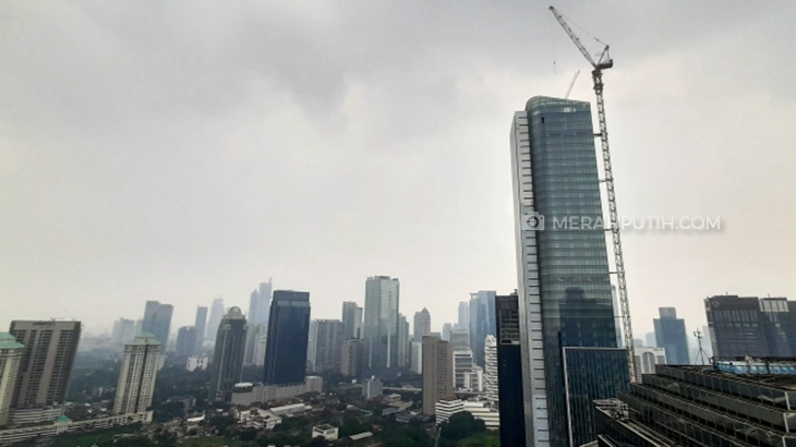 PSI Minta Anies Turun ke Lapangan Cek Industri Penghasil Polusi