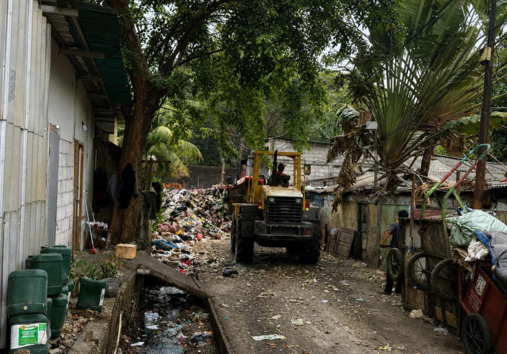 Perusahaan Pembuang Sampah Ilegal di Jakarta Cuma Dikenai Sanksi Denda Rp 10 Juta