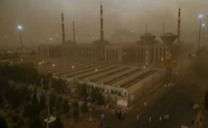  Badan Meteorologi Arab Saudi Peringatkan Terjadi Banjir di Makkah