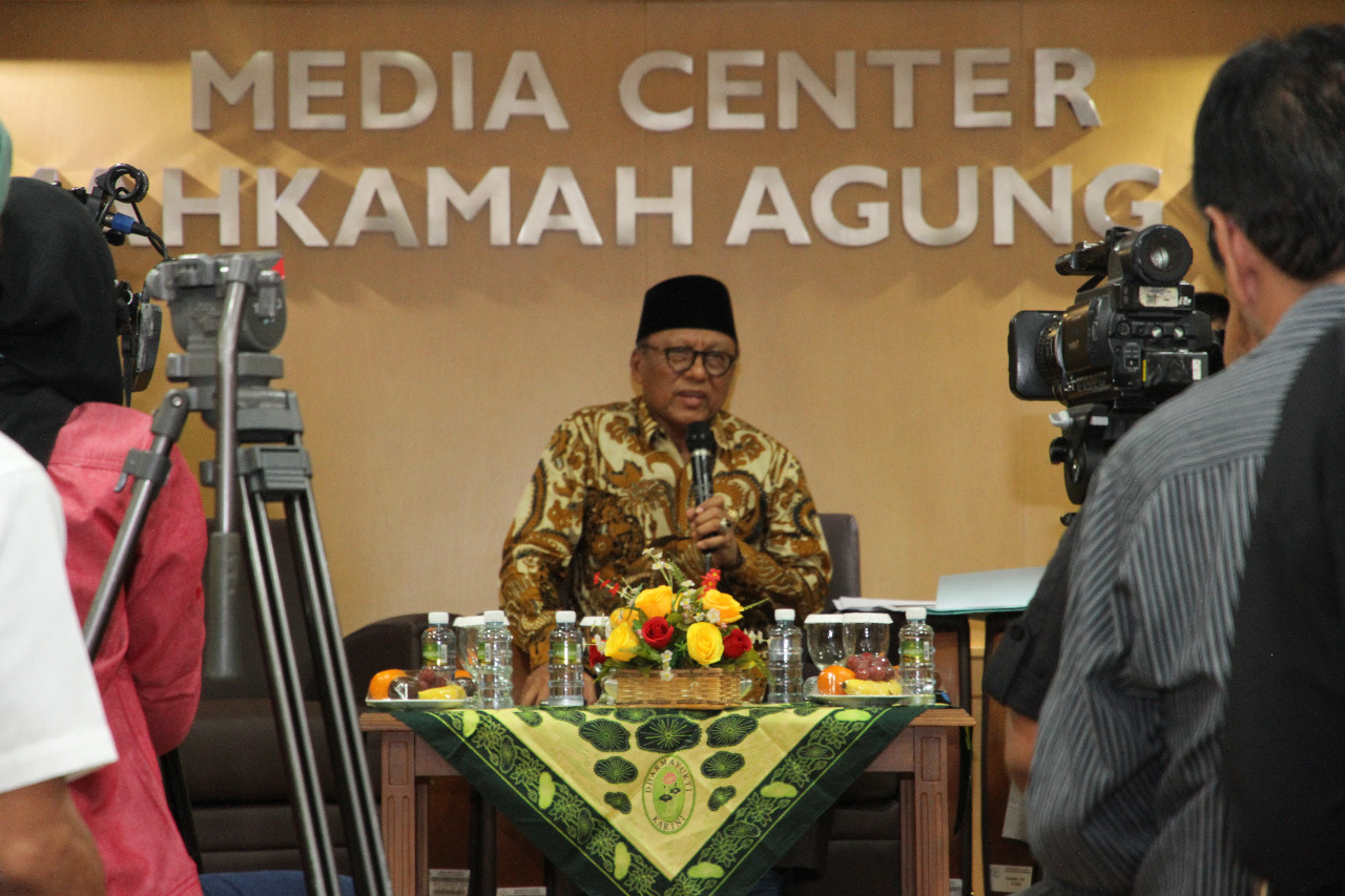 Ketua Kamar Tata Usaha Negara (TUN) Dr. Supandi SH., MH