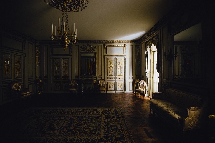 Interior Si Melankolis