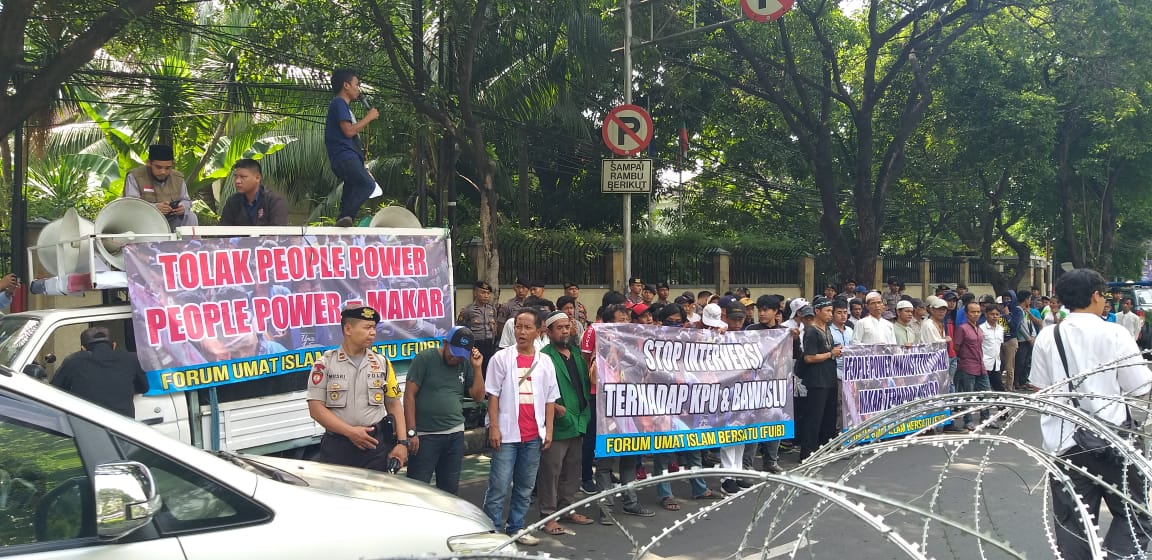 Demo KPU