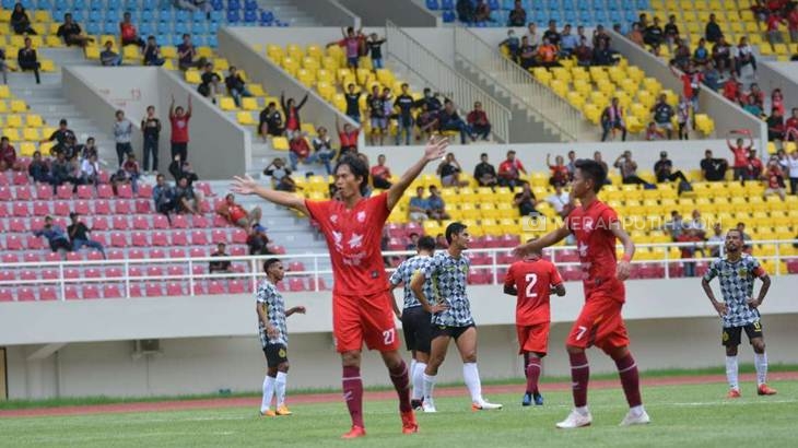 Persis Solo Hajar Semen Padang 4-0 di Stadion Manahan