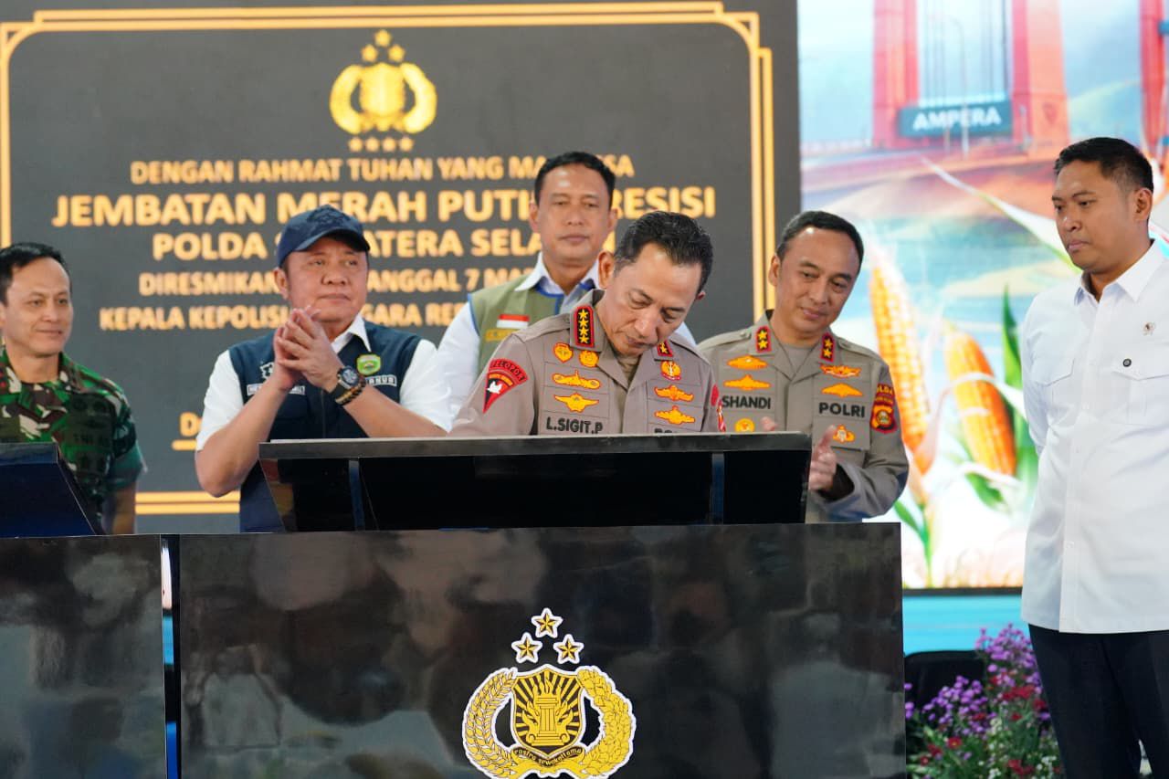 Kapolri Resmikan 57 Jembatan di Sumatera Selatan, Permudah Akses Warga
