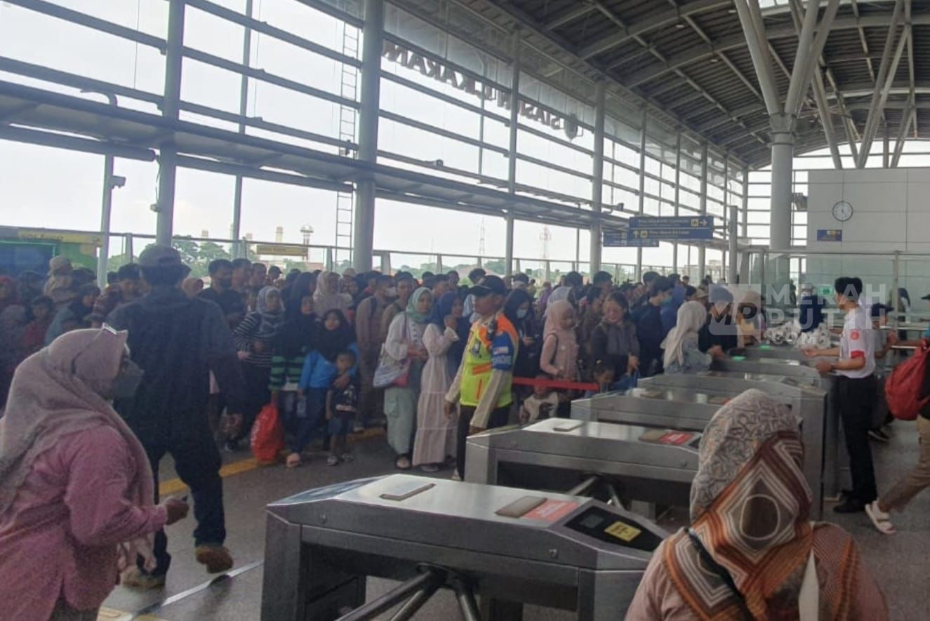 Animo Penumpang Besar, KAI Persiapkan Perpanjangan Rute KRL hingga Cikampek