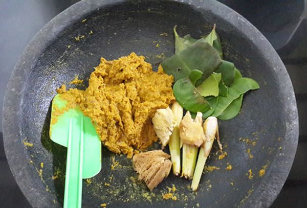 bumbu opor