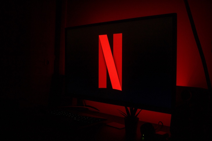 Netflix Tidak Lanjutkan Serial 'Resident Evil'