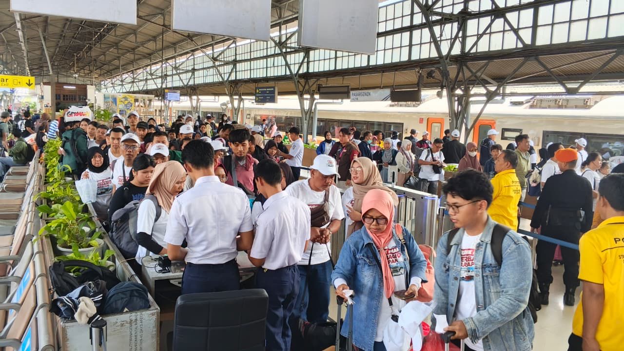 KAI Kenakan Biaya Tambahan untuk Barang Pemudik yang Melebihi Ketentuan