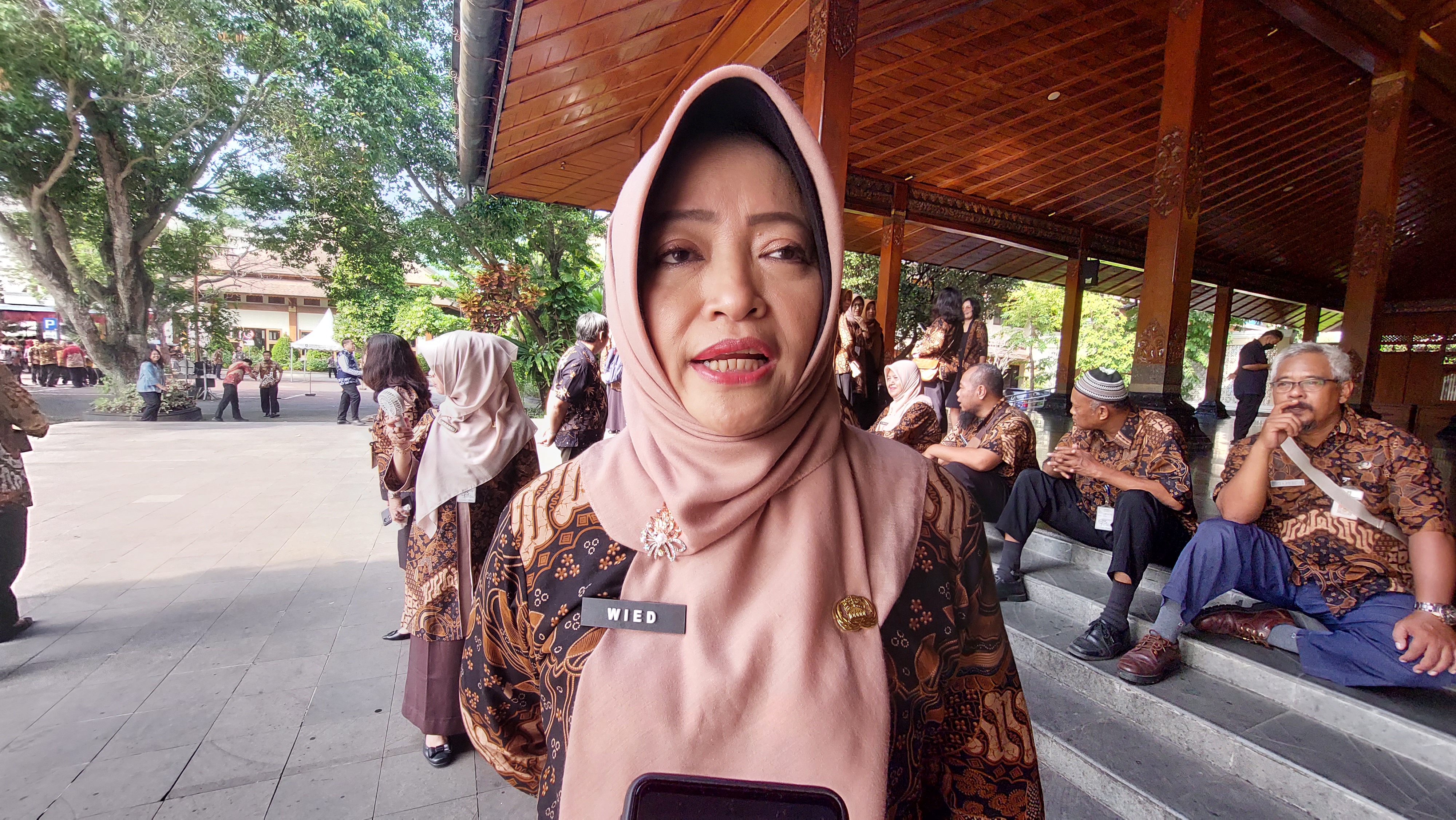 Disnaker Solo Buka Posko Aduan THR, Warga Bisa Langsung Melapor