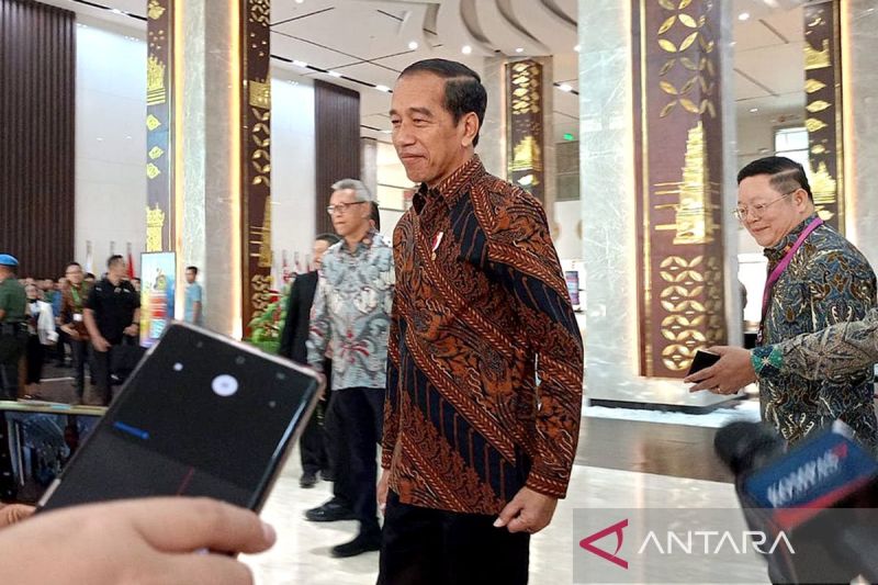 Jokowi Buka Kongres Nasional KMHDI di Palu