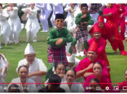 Tarian Pacu Jalur 'Aura Farming' Tampil Perayaan HUT RI di Istana, Prabowo Menikmati dan Goyang Kepala