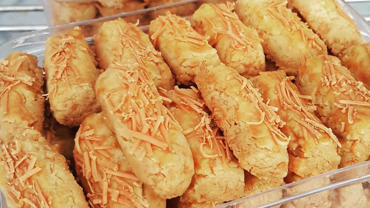 Sajian Natal, Bikin Kastengel Ngeju Banget dengan Trik Ini