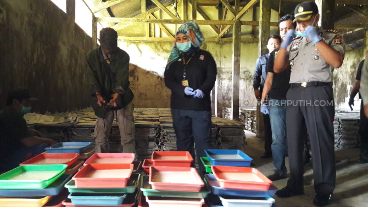 Polisi Bongkar Produksi “Nata de Coco