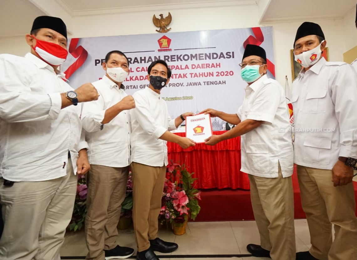 Cawali Gibran Rakabuming Raka menerima rekomendasi maju Pilwakot Solo dari DPP Gerindra, Senin (3/8). (MP/Ismail)