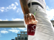 Padu Padan Celana Jeans Putih, Nomor 1 Kayak David Beckham