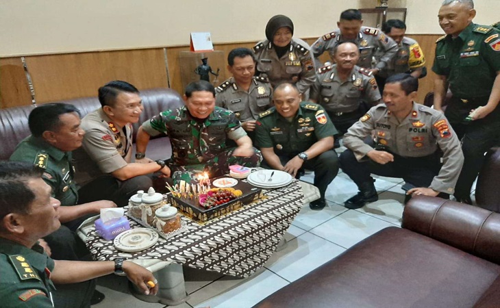 Kekompakan Polri dan TNI di Solo Jawa Tengah