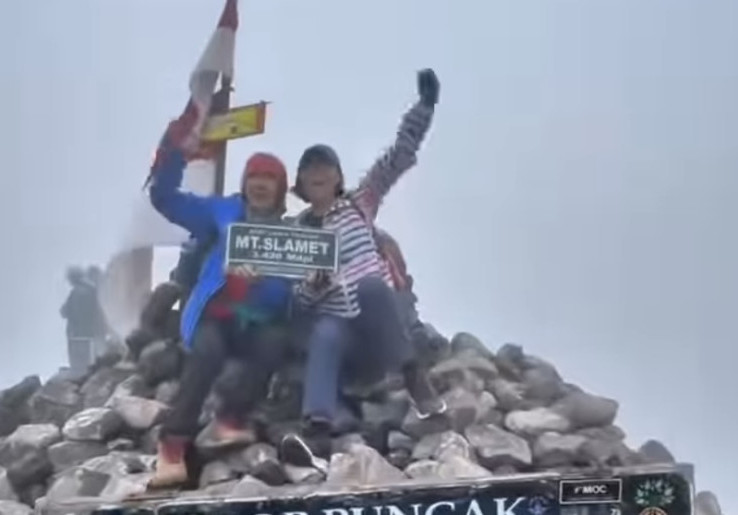 Salah Satu Pendaki yang Wafat di Cartensz Pyramid Bakal Dimakamkan di San Diego Hills Rabu, Tunggu Keluarga Kumpul Semua