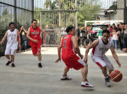 Tim Ahok Kalahkan Tim Djarot dalam Pertandingan Basket