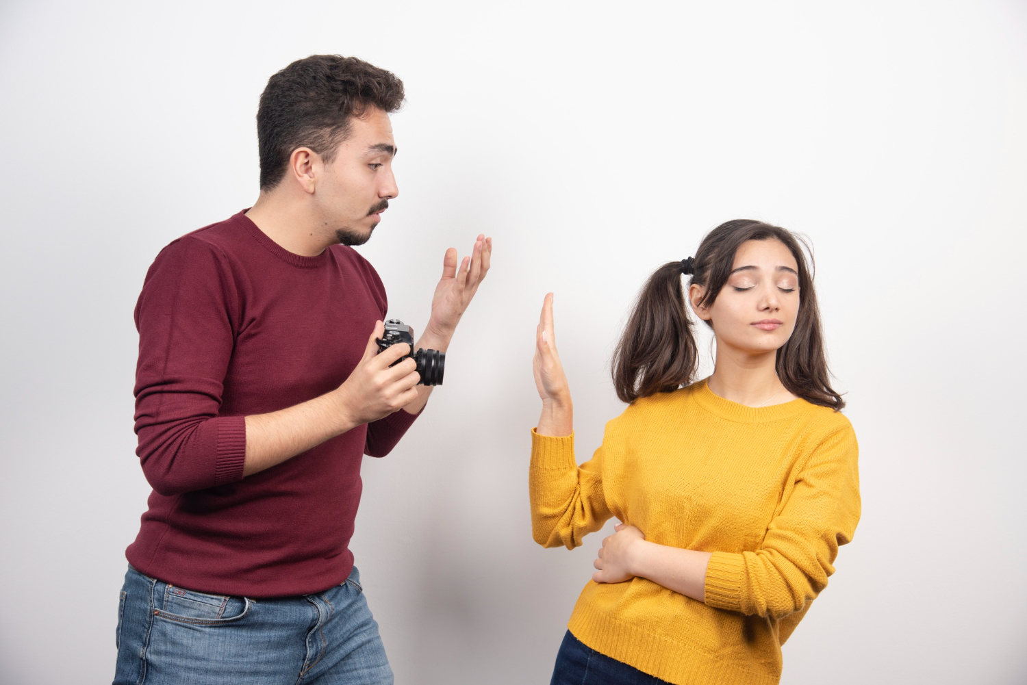 Ramalan Zodiak Hari Ini, 23 Agustus 2025: Cinta dan Karier Bikin Pusing?