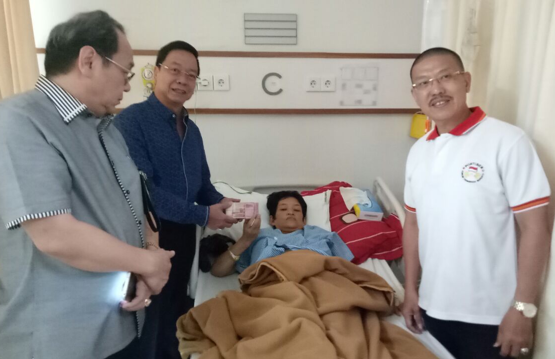 Tunjukkan Kepedulian, Fortiber Beri Bantuan ke Penderita Kanker