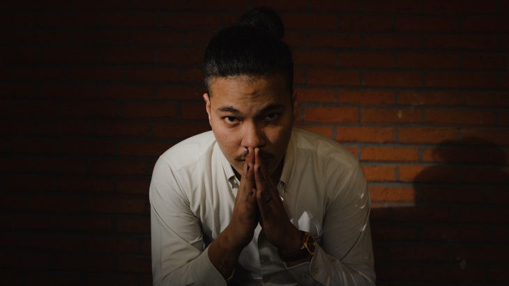 Brandon Julio Lepas Debut Single 'Waktu Kian Berganti'