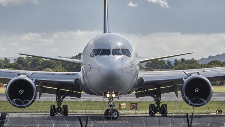 'Nonstop Flight' dan 'Direct Flight', ini Bedanya