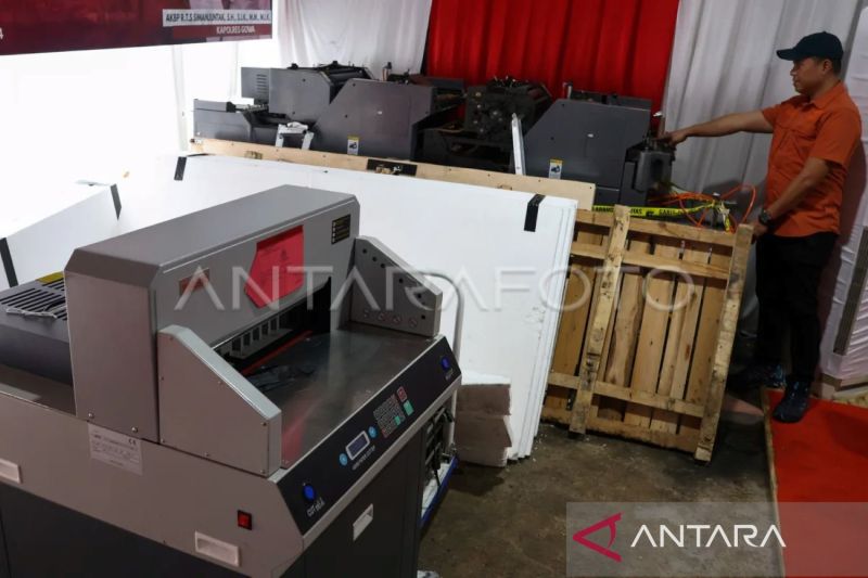 Deretan Barang Bukti Sindikat Upal UIN Makassar: Mesin Cetak, Duit Vietnam Hingga Won