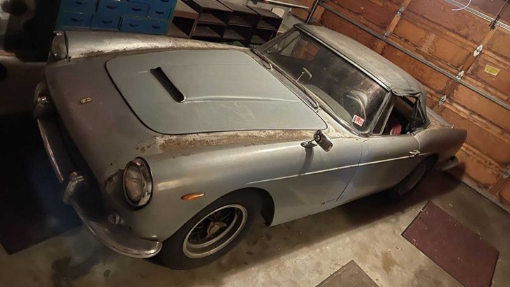 Sebuah Ferrari 250 GT Senilai Rp 20 Miliar Dibiarkan jadi Rongsokan