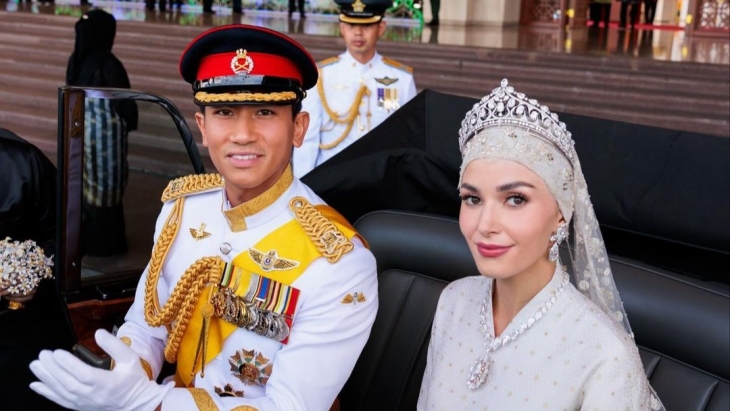 Mewahnya Tiara Istri Pangeran Abdul Mateen, Harganya Capai Ratusan Miliar