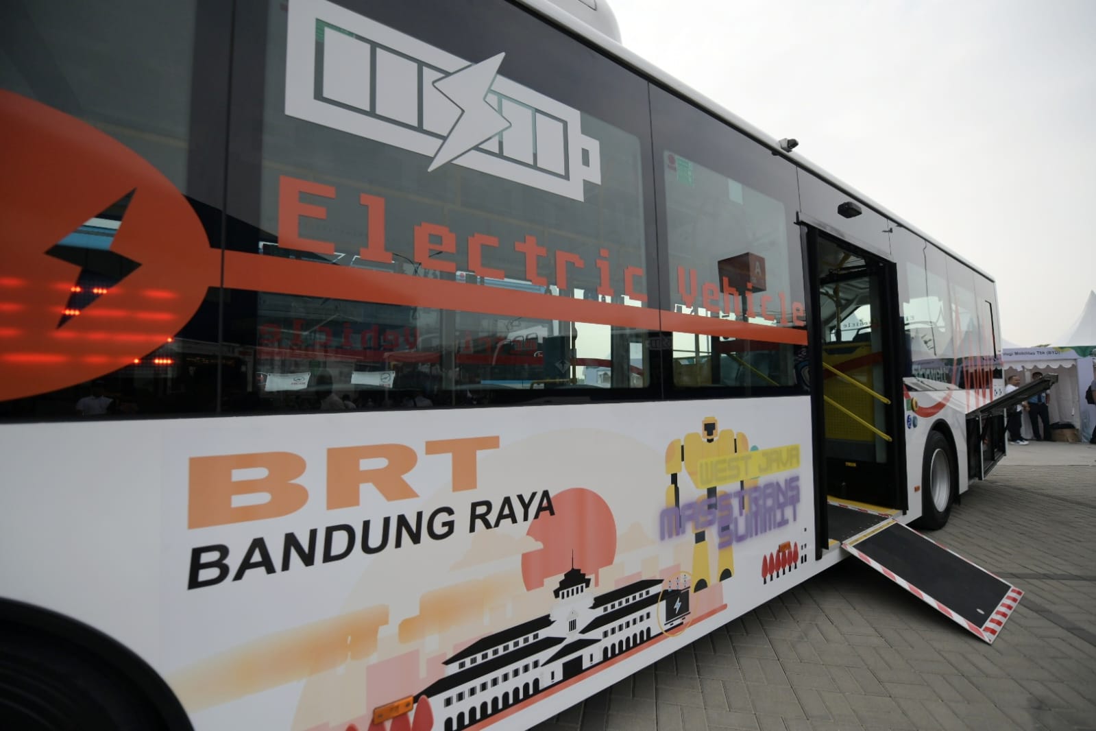 bus