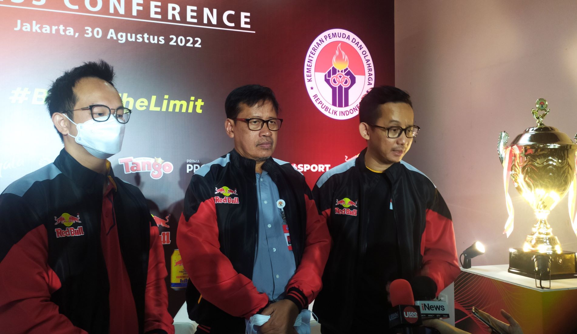 Tim Basket SMA Enam Provinsi Terbaik Siap Perebutkan Piala Kemenpora